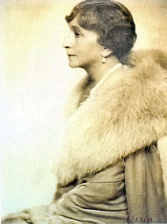Anna z Lubomirskich Januszowa Radziwiłłowa (1931).